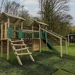 Sail Luxury Family Pod Holiday home *