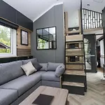 Sail Luxury Family Pod