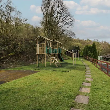 Sail Luxury Family Pod *