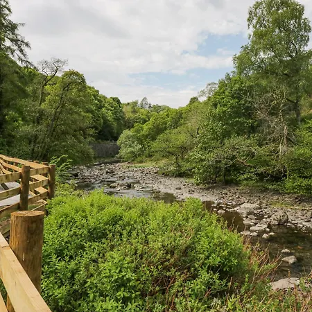 Sail Luxury Family Pod *