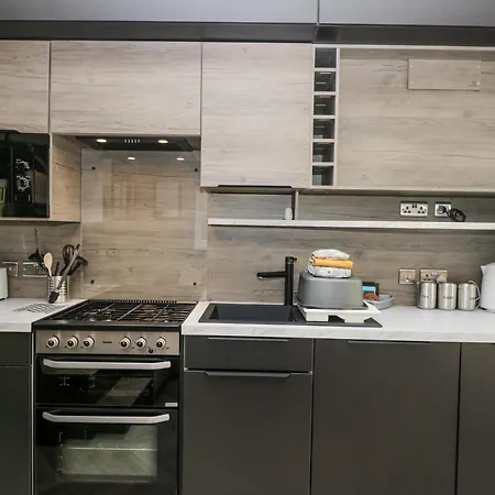 Sail Luxury Family Pod *